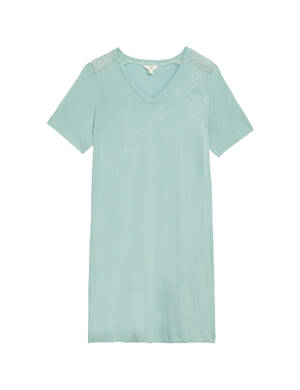 marksandspencer_SS24_Sleepwear_T37_3119X_nocni kosile s krajkou_zelena_499Kc.jpg